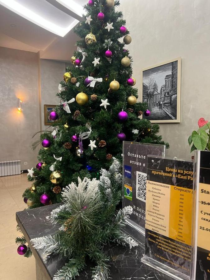 אלמטי East Palace Hotel מראה חיצוני תמונה