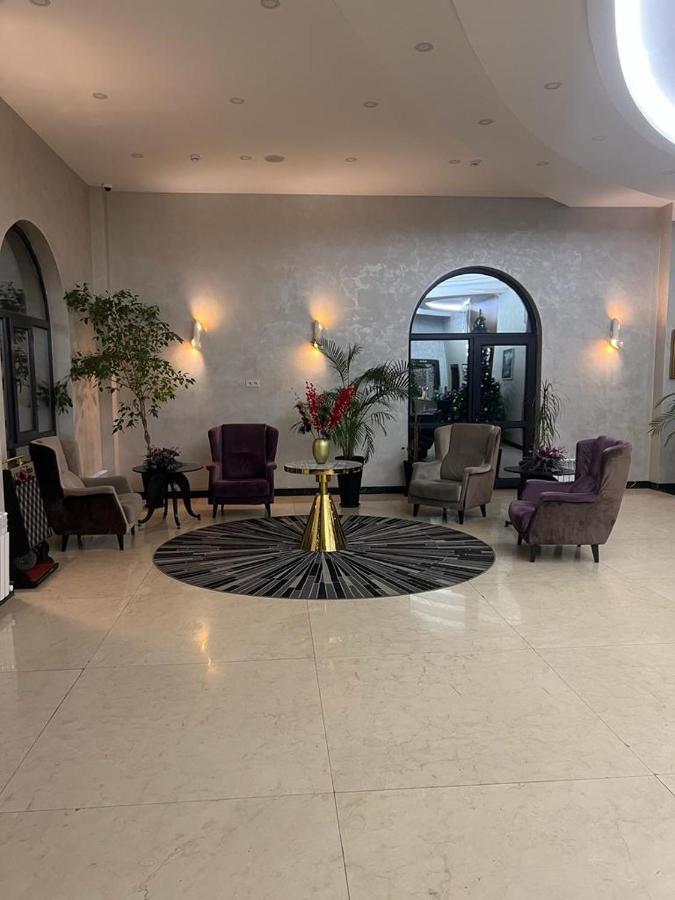 אלמטי East Palace Hotel מראה חיצוני תמונה